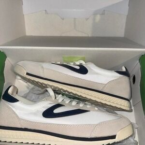 Anthropologie Tretorn size 9 sneakers blue & white